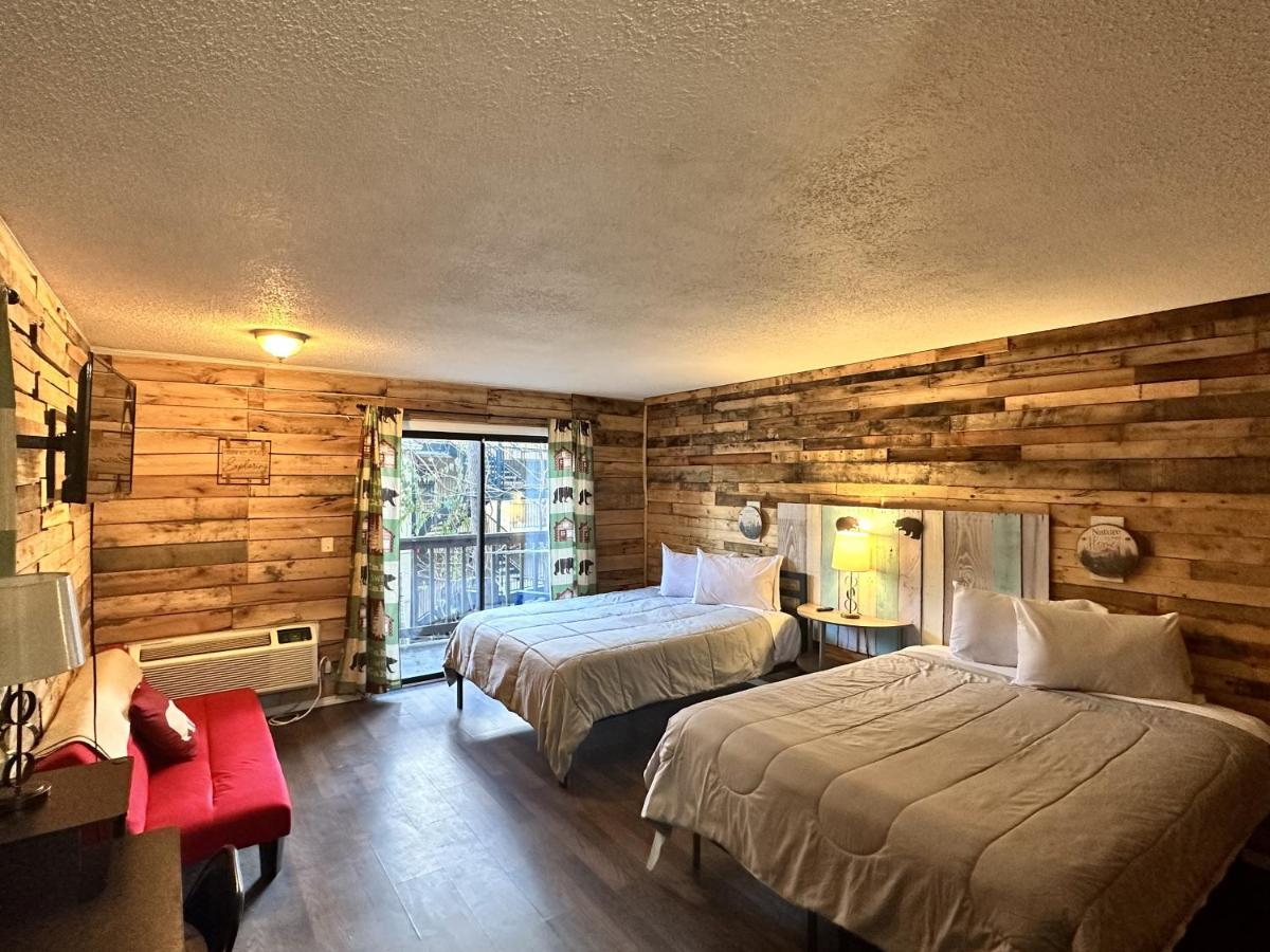 גטלינבורג Ski Mountain Lodge מראה חיצוני תמונה