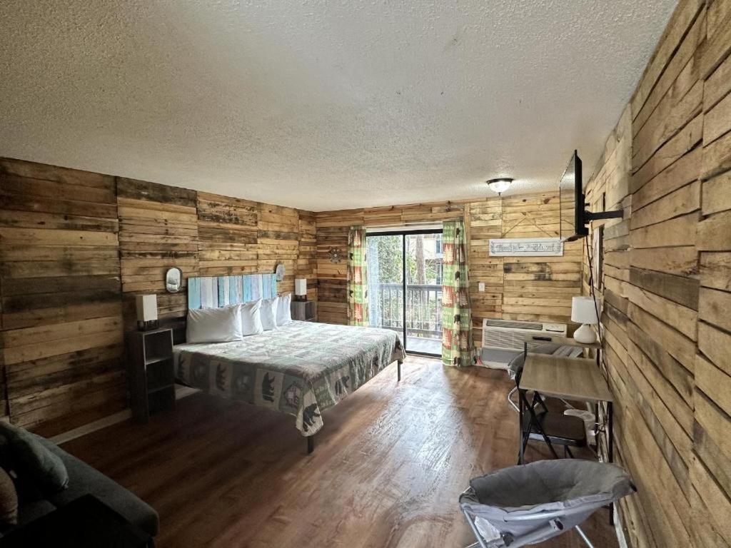 גטלינבורג Ski Mountain Lodge מראה חיצוני תמונה