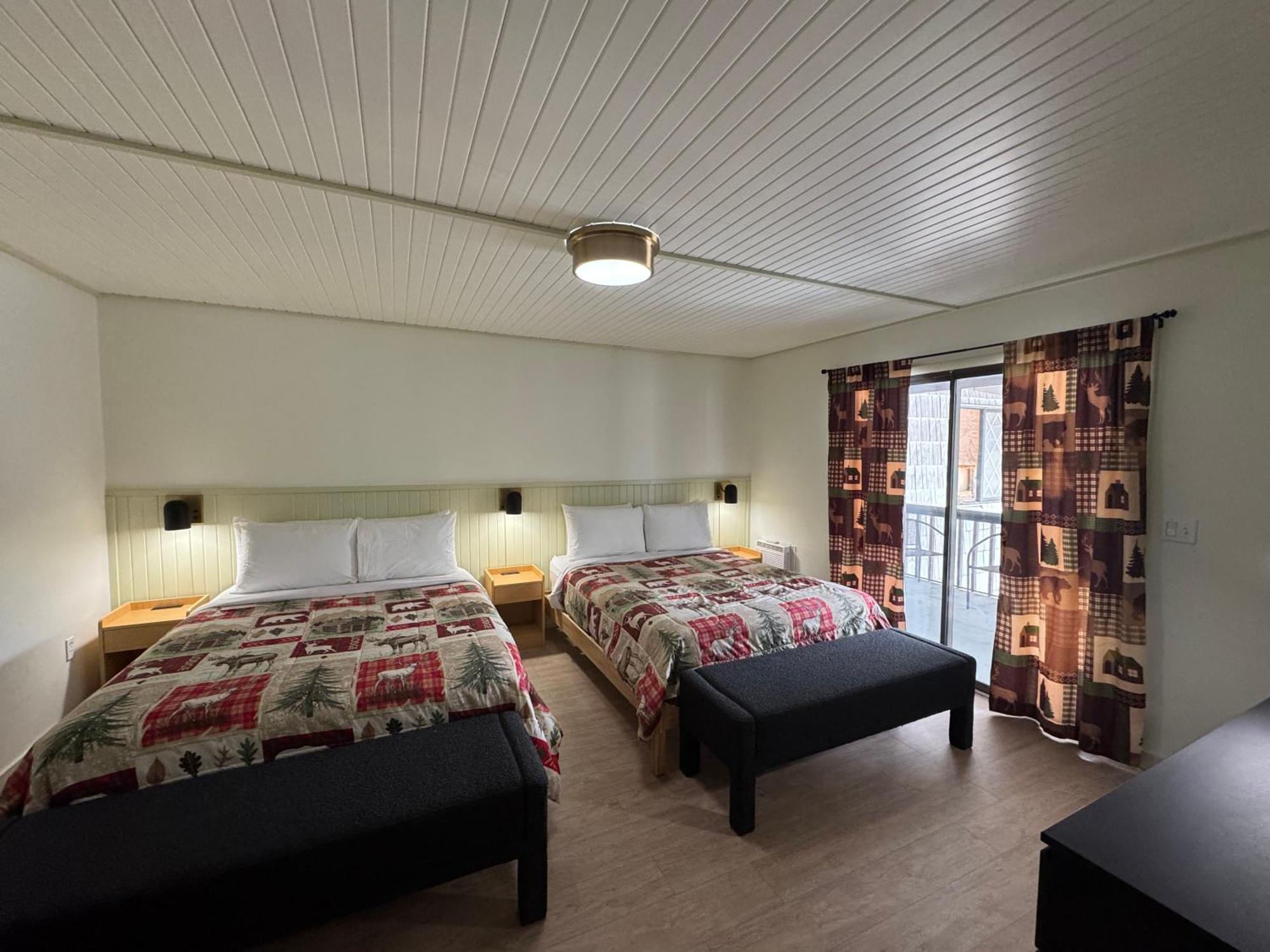 גטלינבורג Ski Mountain Lodge מראה חיצוני תמונה